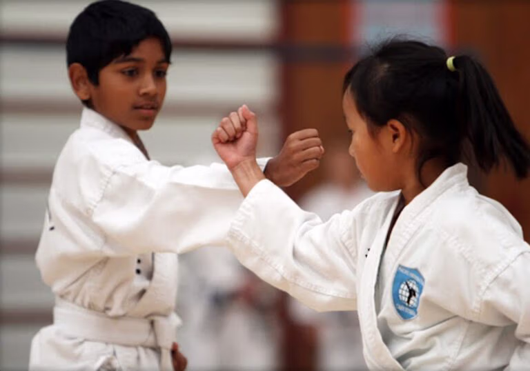 JENNITA TANTINIMITCHOK